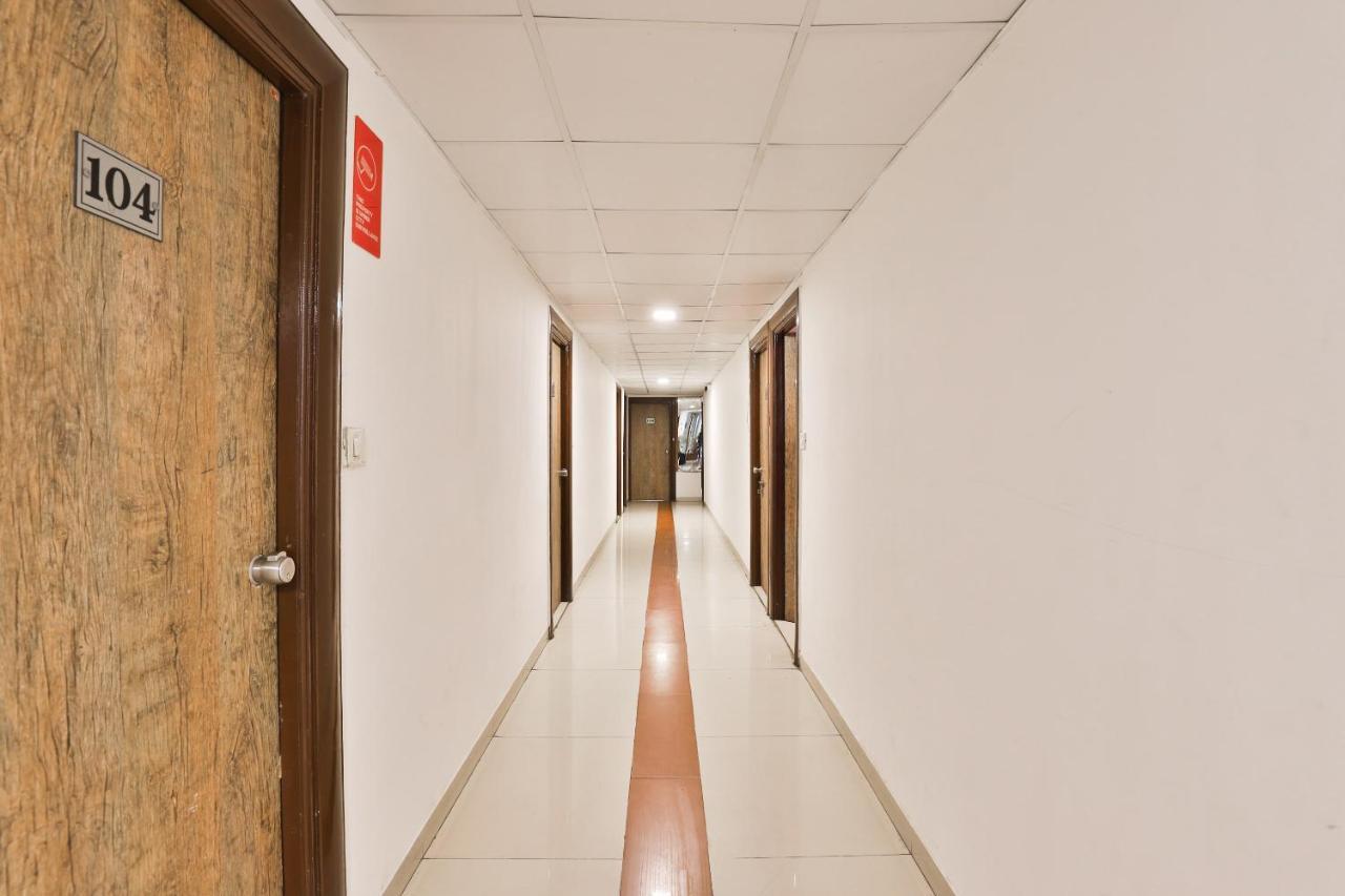 OYO 8758 Hotel Swagatam Ahmedabad Bagian luar foto