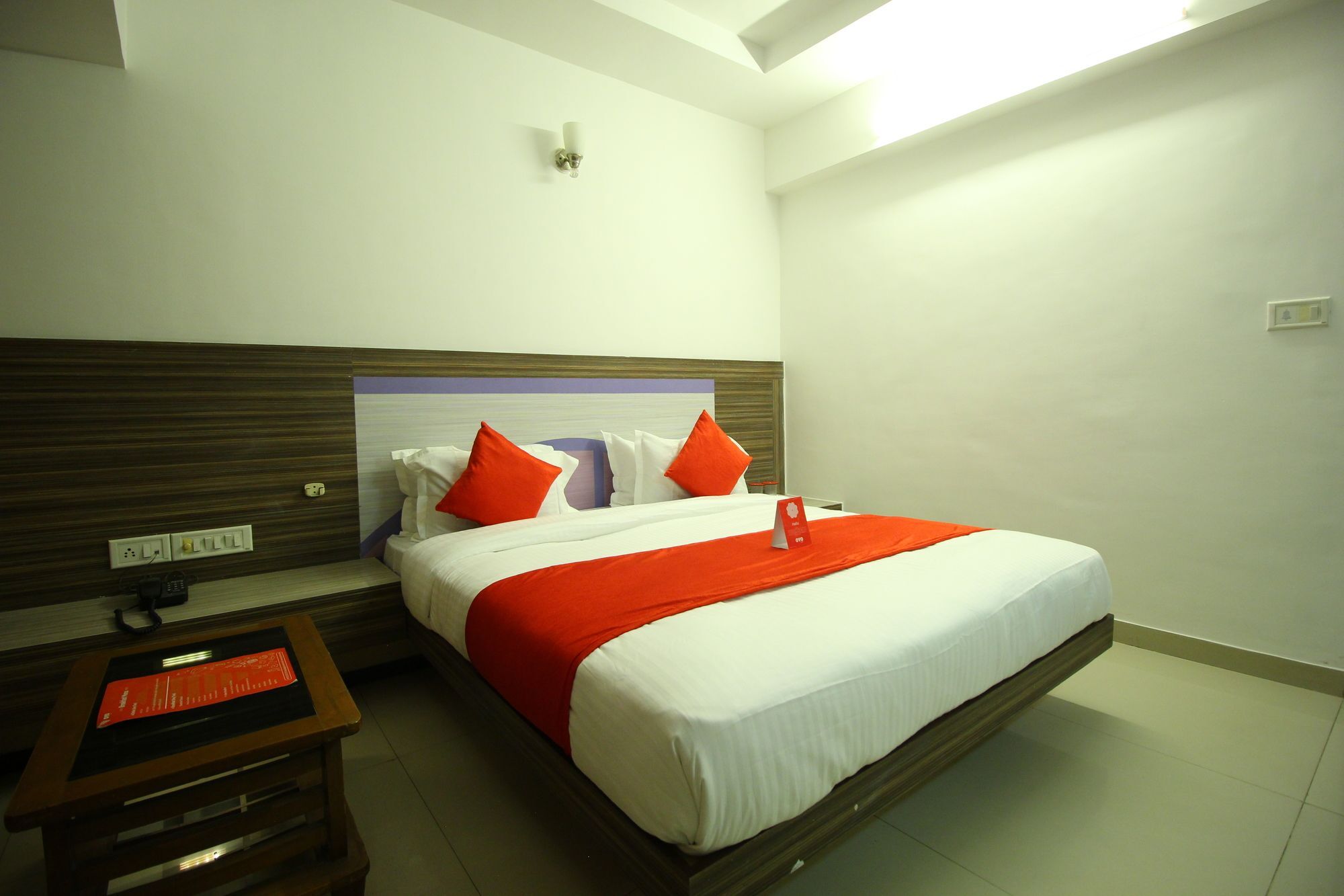 OYO 8758 Hotel Swagatam Ahmedabad Bagian luar foto