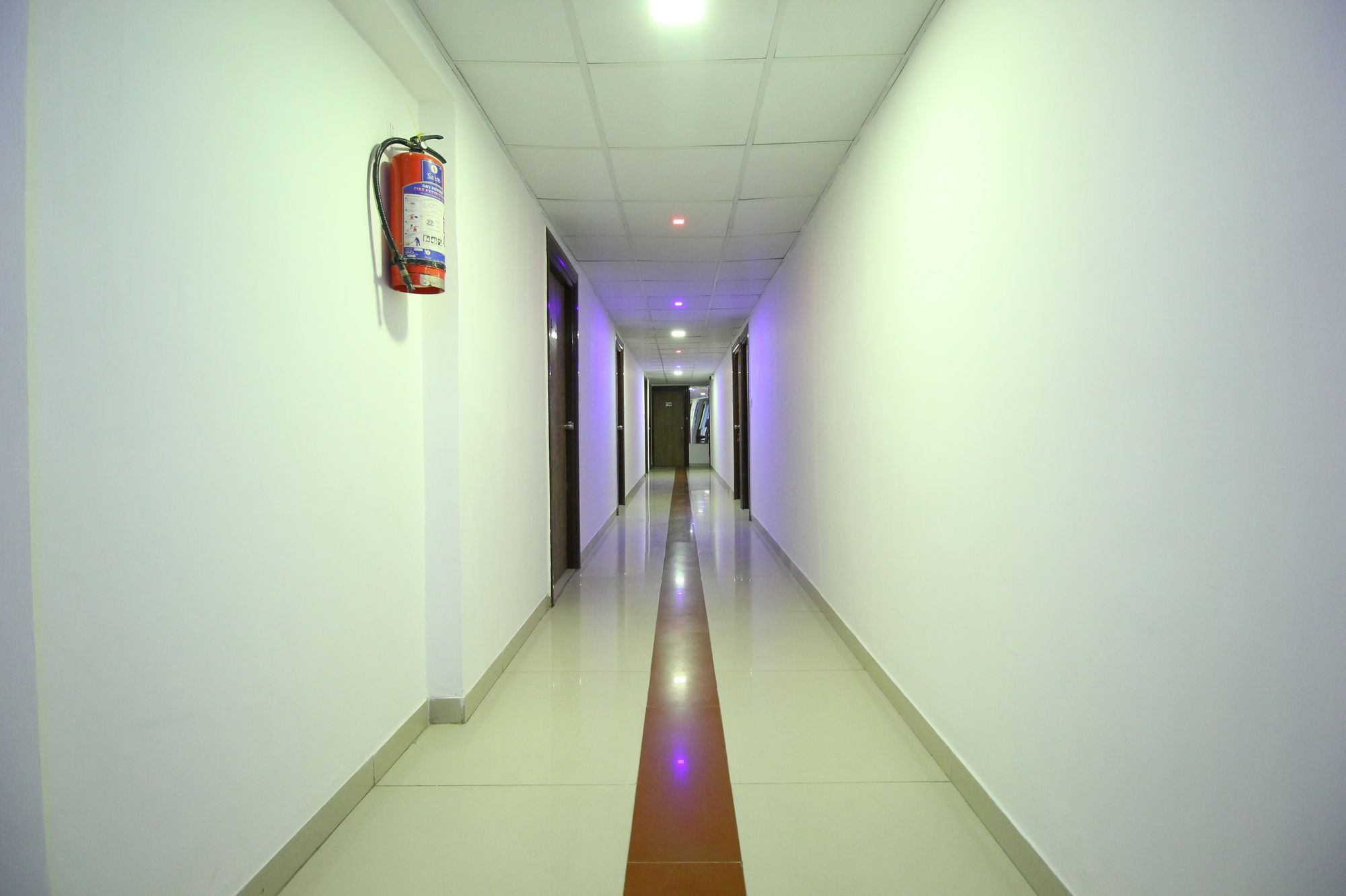 OYO 8758 Hotel Swagatam Ahmedabad Bagian luar foto