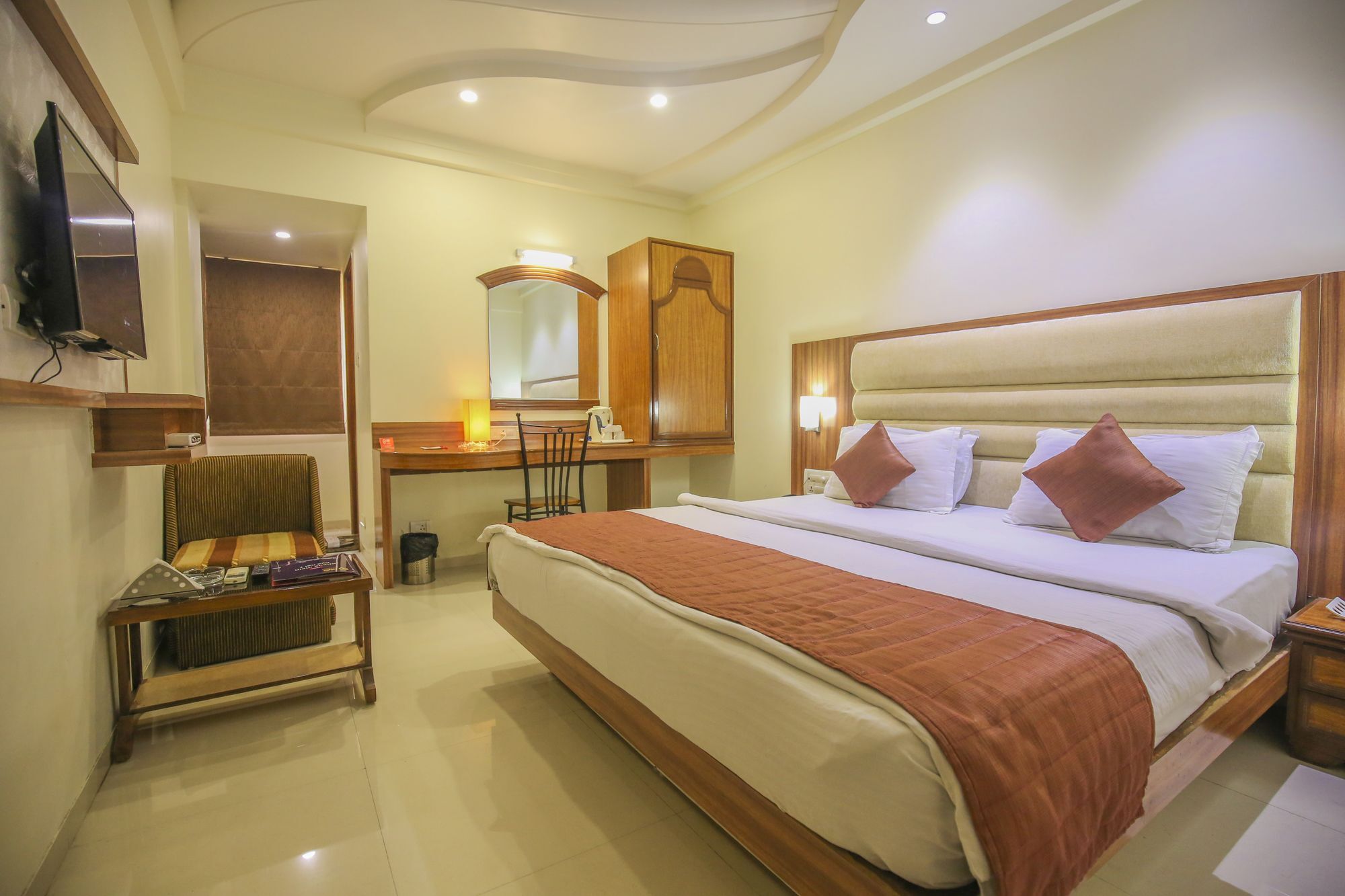OYO 8758 Hotel Swagatam Ahmedabad Bagian luar foto